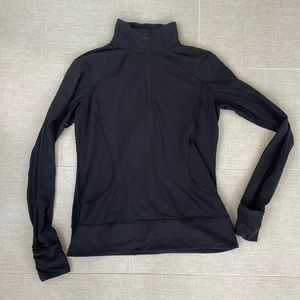 Lululemon black half zip pull over, back pocket size 10